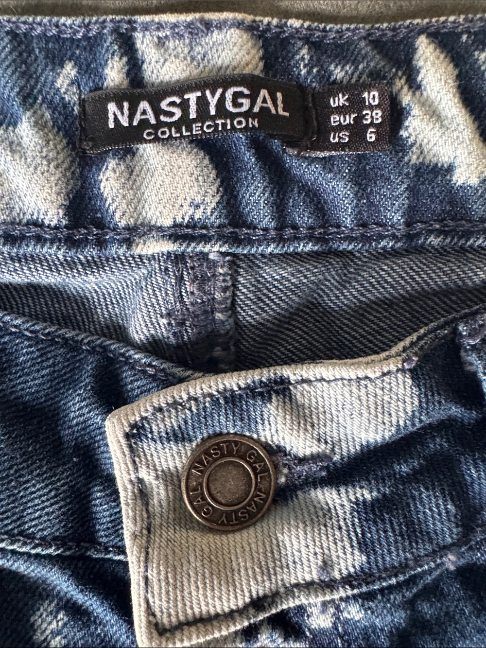 Nasty Gal Blue & White Bleach-Pattern Bootcut Jeans US size 6 - Picture 2 of 3